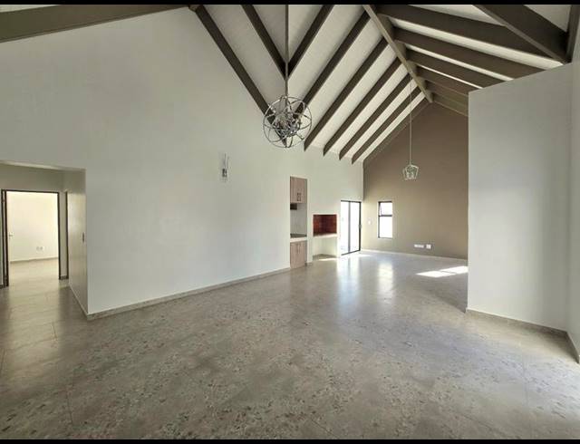 3 BEDROOM HOUSE FOR SALE IN BRITANNIA BAY